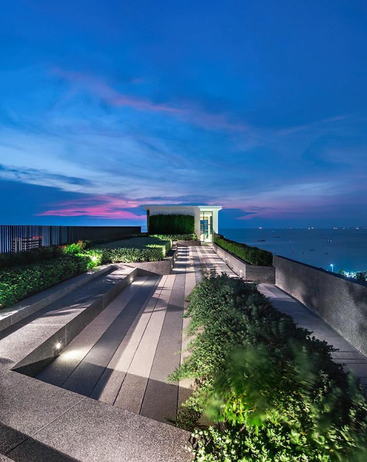2 Bed Room, Large Living @ Pattaya